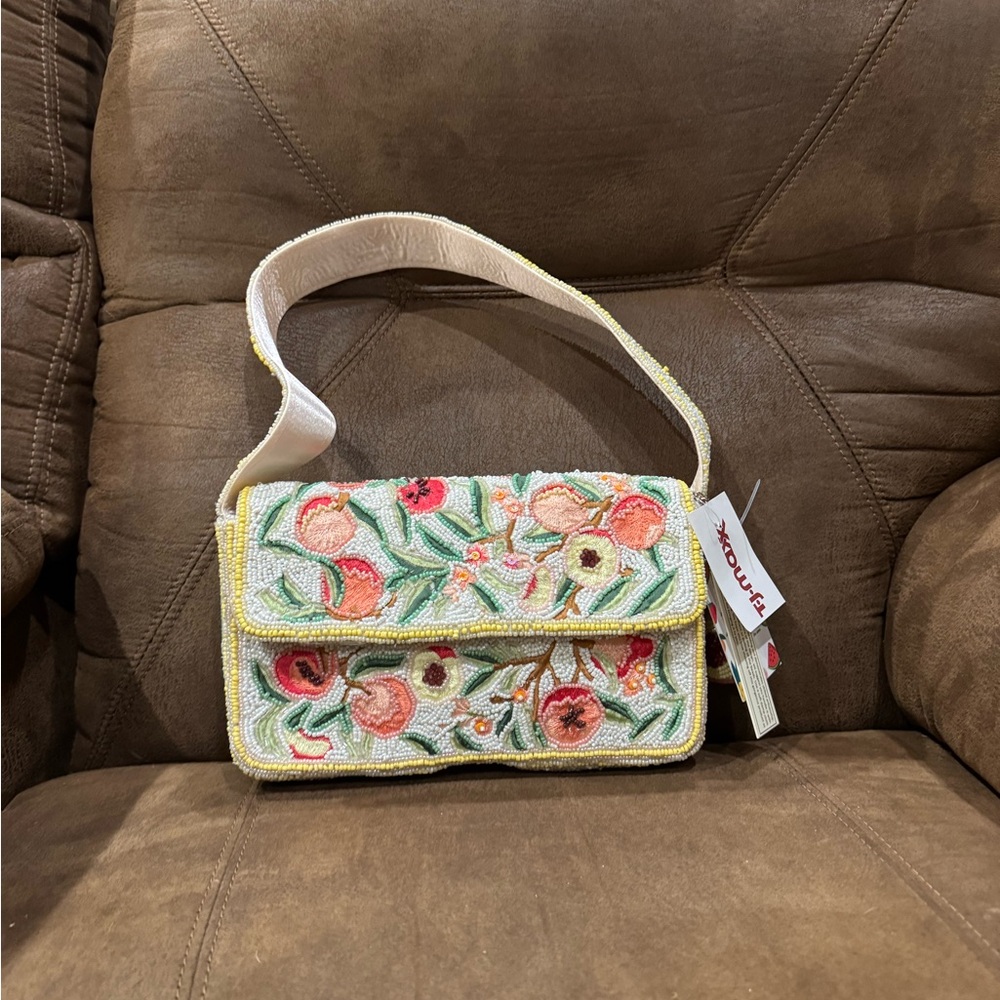 VIRAL TJ MAXX Peaches Beaded Bag - NEED TO REDUCE INVENTORY